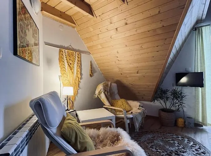 Gosciniec Odsapka 住宿加早餐酒店 3*