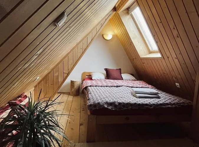 Gosciniec Odsapka 住宿加早餐酒店 穆扎希赫尔