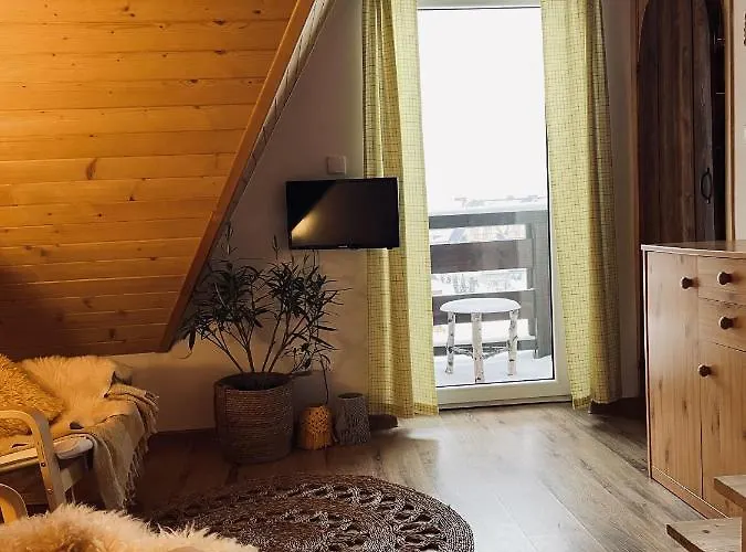 Bed & Breakfast Gosciniec Odsapka 3*