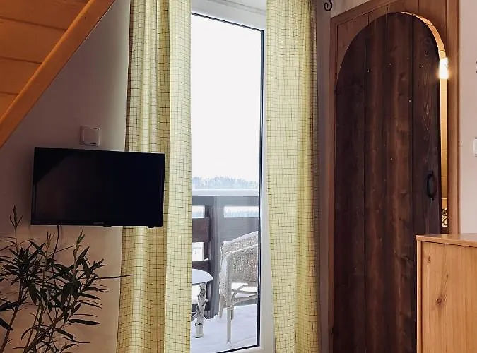 Gosciniec Odsapka 住宿加早餐酒店 穆扎希赫尔