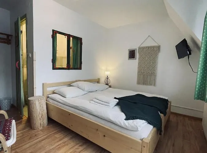 Gosciniec Odsapka 住宿加早餐酒店 3*