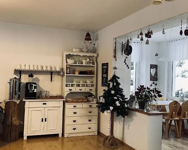 Gosciniec Odsapka 住宿加早餐酒店 3*